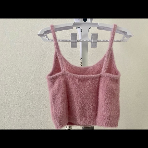 Kendall & Kylie Fuzzy Crop top - light pink - spaghetti straps - small - Picture 5 of 5
